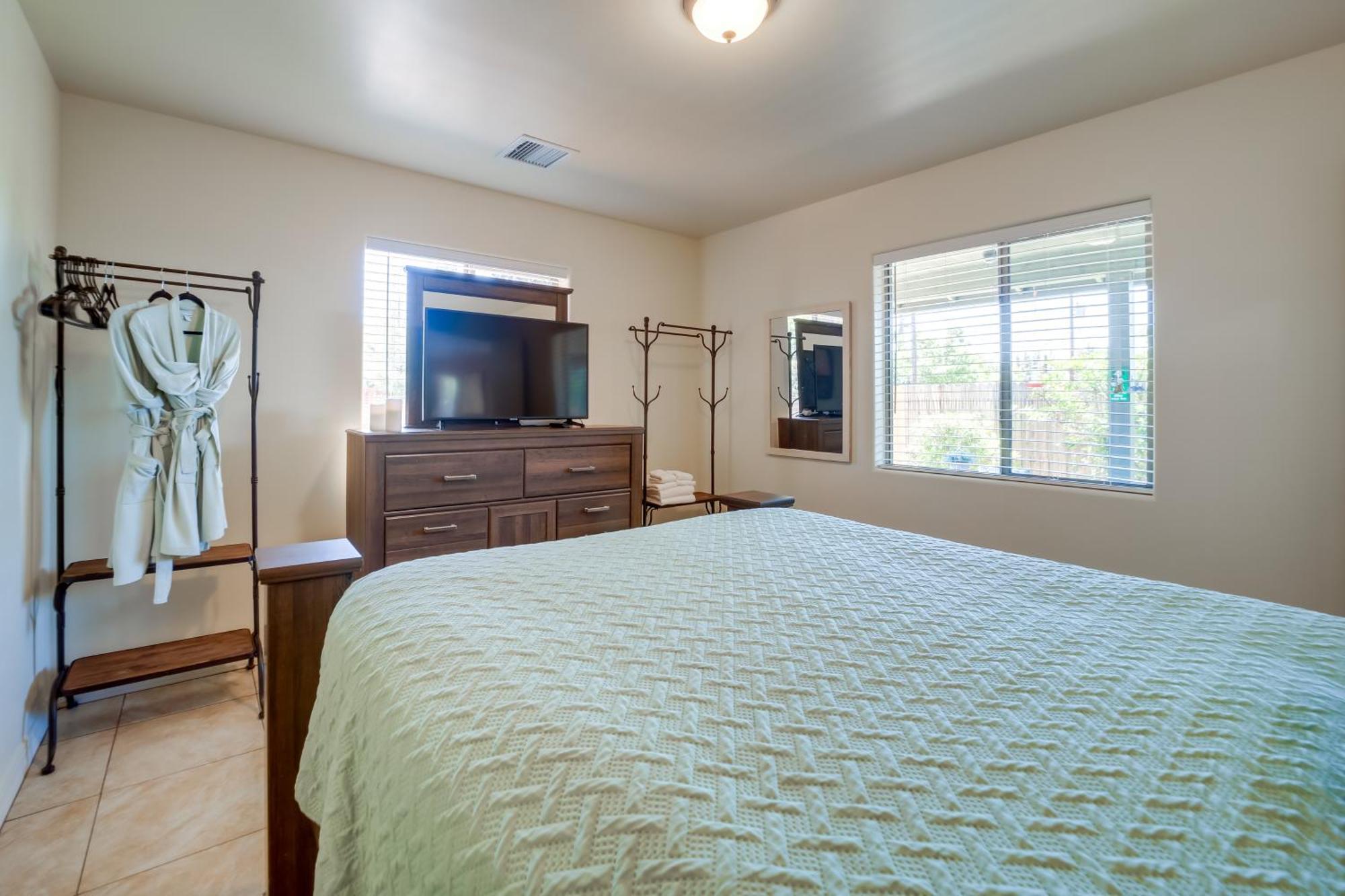 Red Rock Retreat With Patio 3 Mi To Downtown Sedona Villa Bagian luar foto