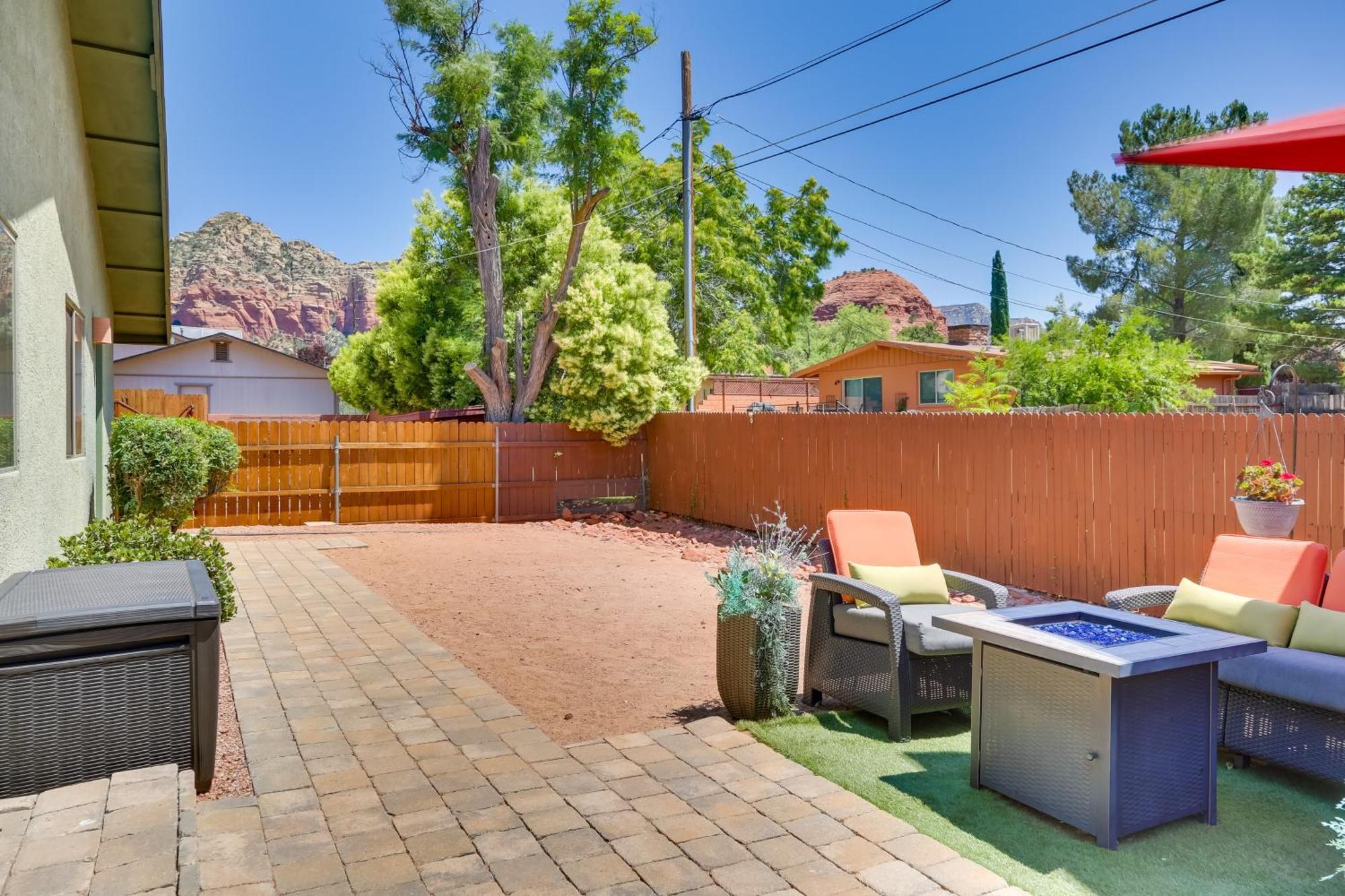 Red Rock Retreat With Patio 3 Mi To Downtown Sedona Villa Bagian luar foto